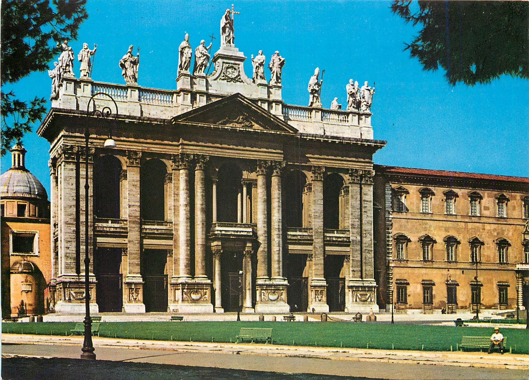 CPM Roma Basilique de Saint Jean de Latran
