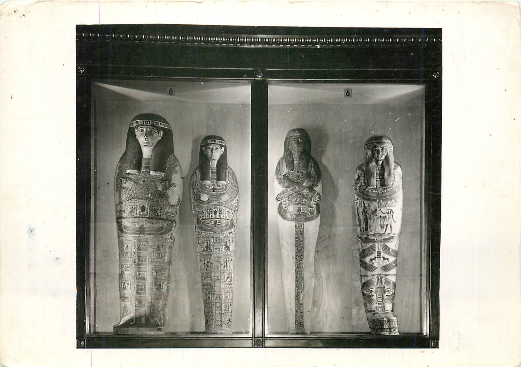 CPM Musee du Louvre Sarcophages