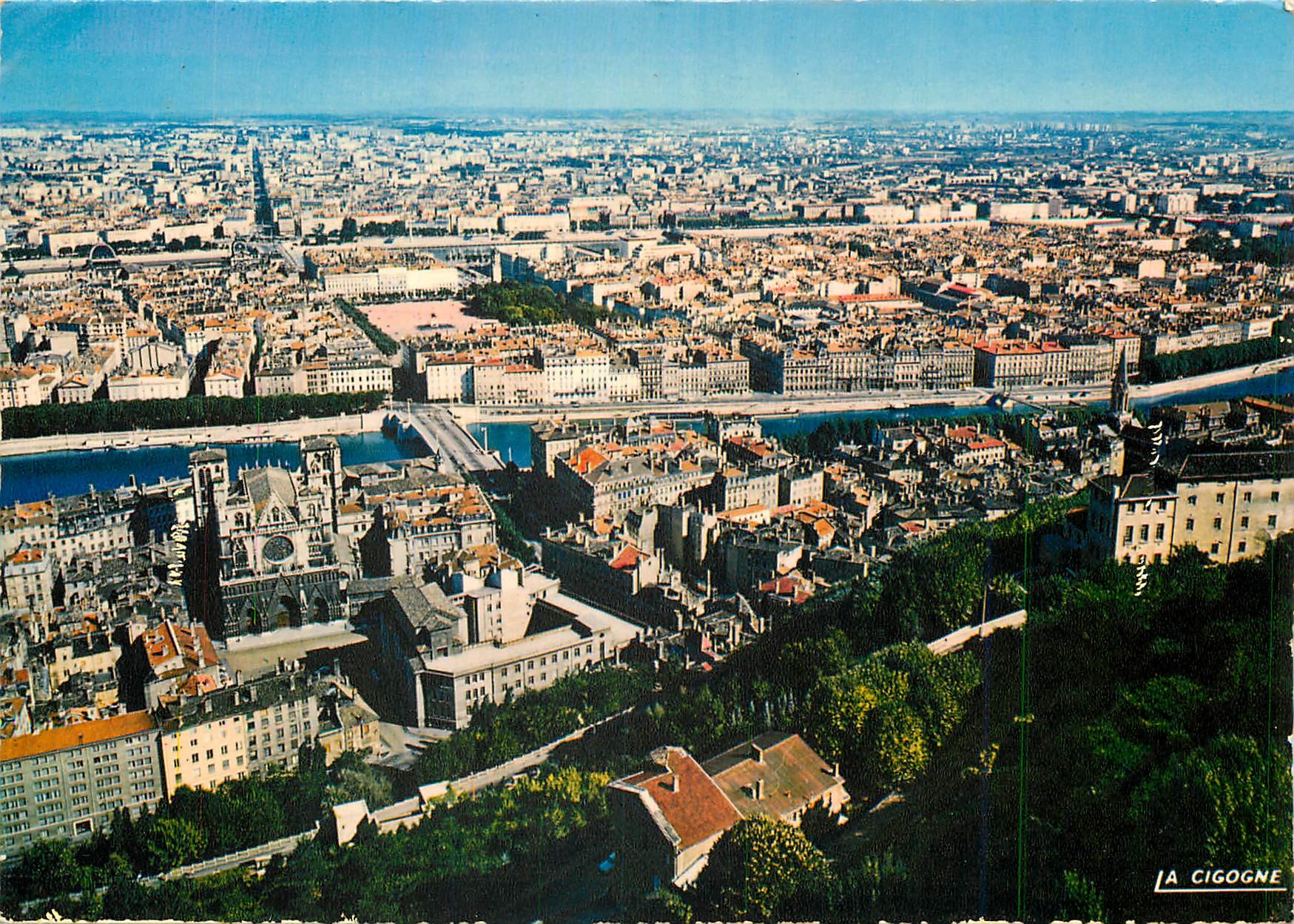 CPM Lyon Vue generale prise de Fourviere