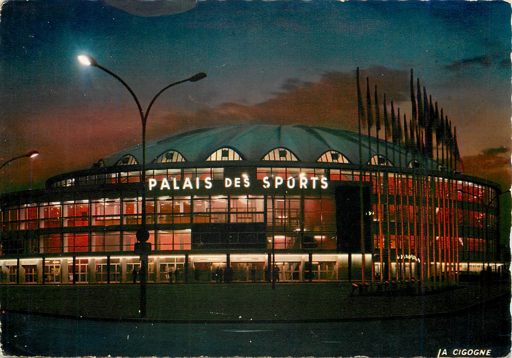 CPM Lyon Rhone Lyon la nuit le palais des sports