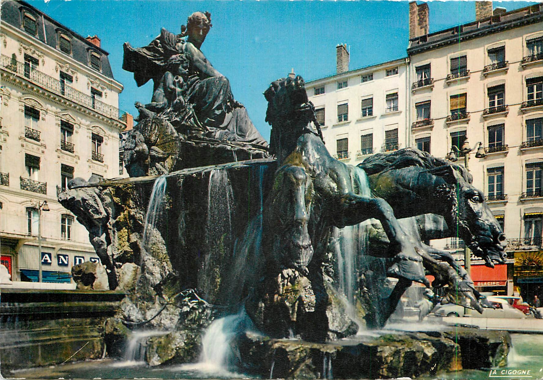 CPM Lyon (Rhone) La Fontaine Bartholdi