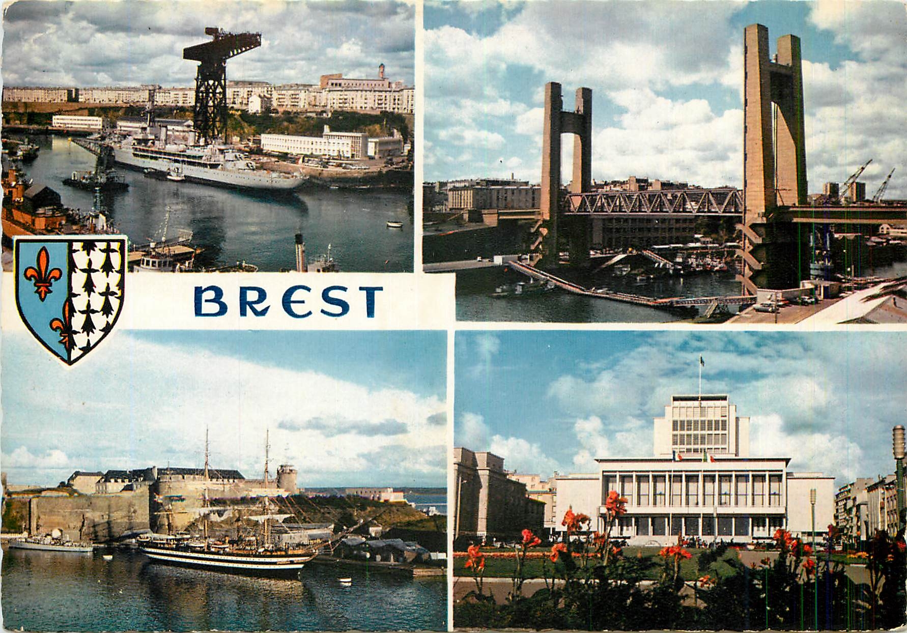 CPM Brest (Finistere) L'Arsenal le pont levant l'amiraute et l'hotel de ville