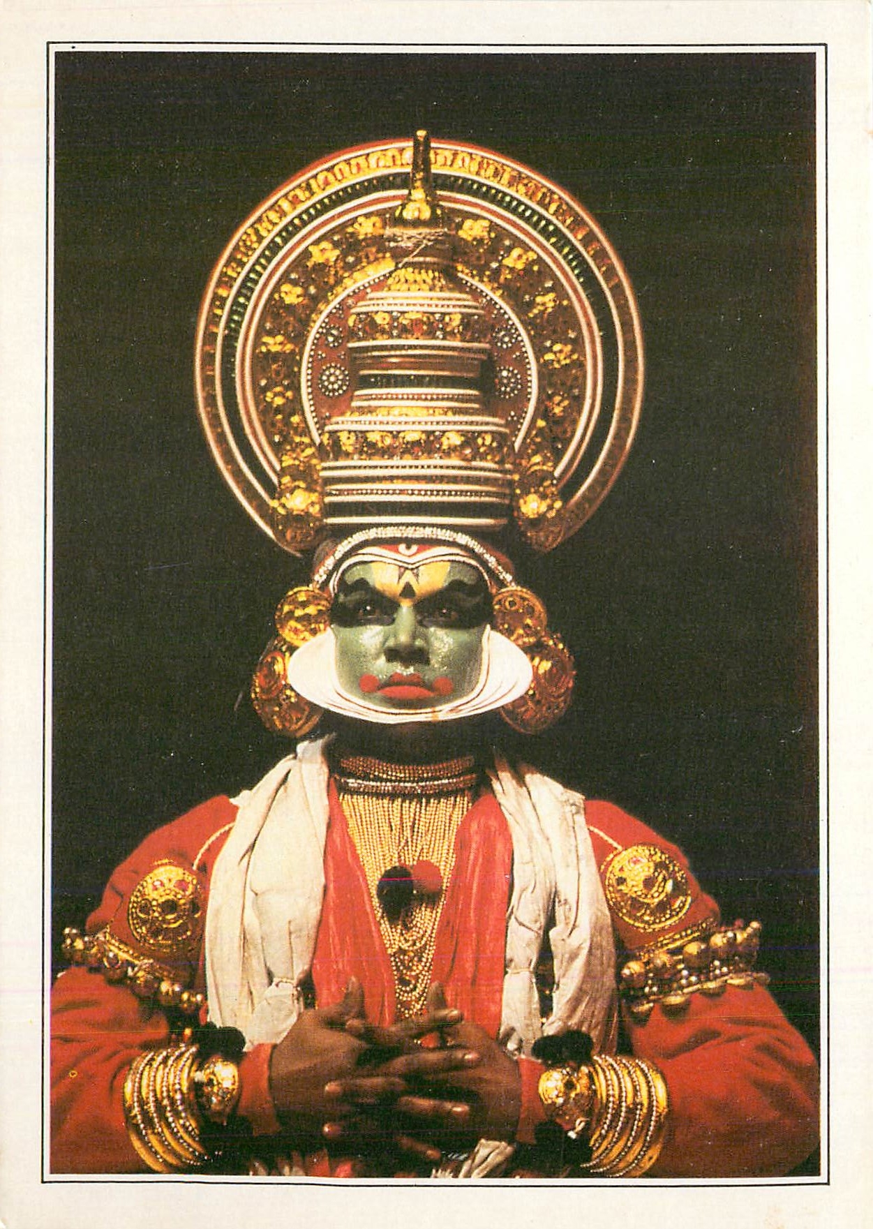 CPM India Kerala un acteur du theatre Kathakali