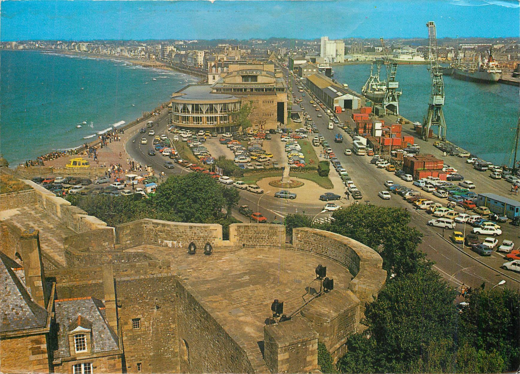 CPM Saint Malo (I et V) Vue d'ensemble et le casino