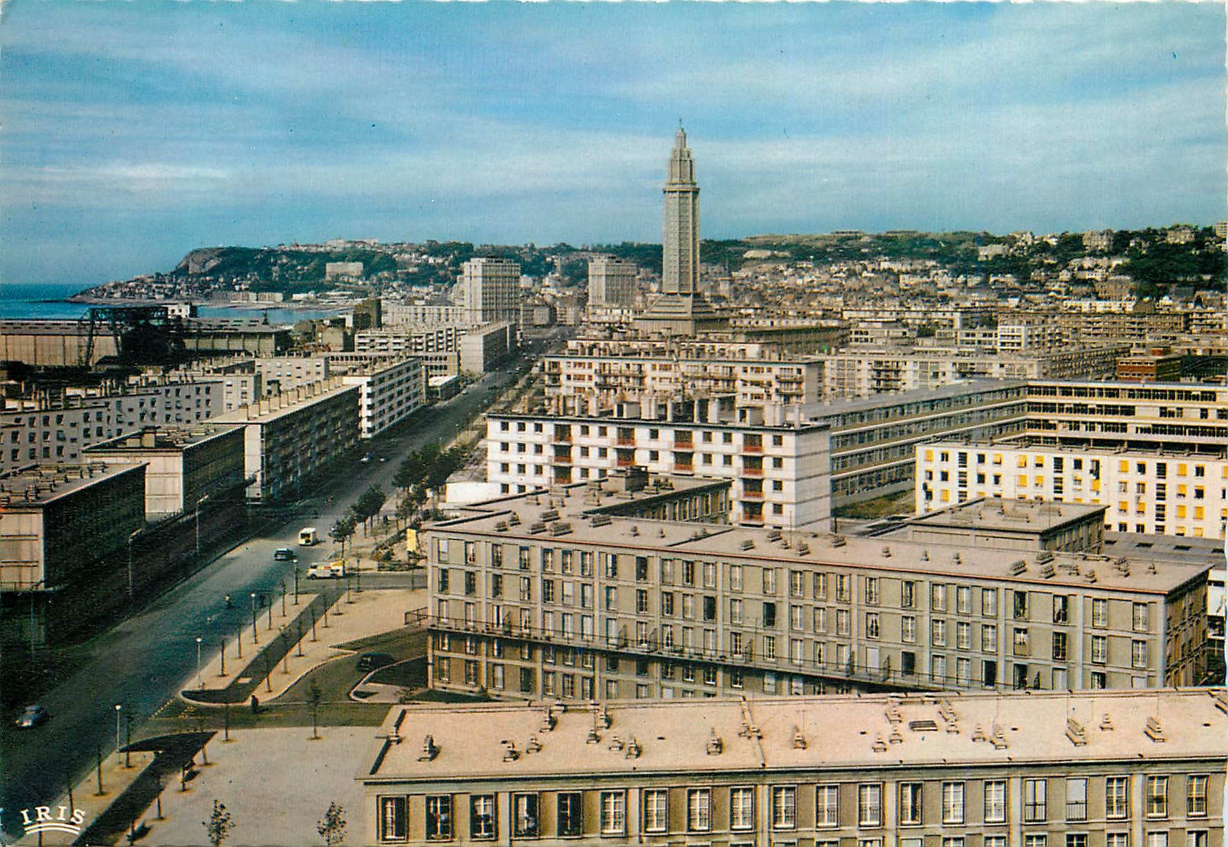 CPM Le Havre (Seine Mme) Boulevard Francois Ier au fond la Pointe de la Heve