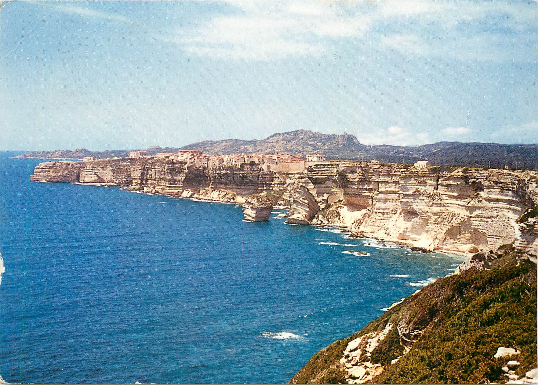 CPM Corse Ile de Beaute Bonifacio Les Falaises et la Ville 