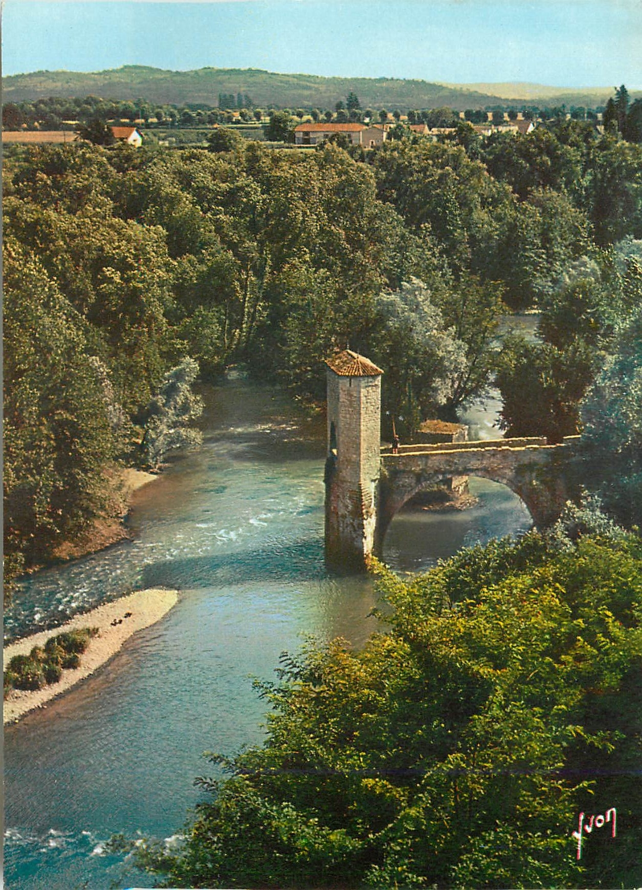 CPM Les Pyrenees Sauveterre de Bearn BP