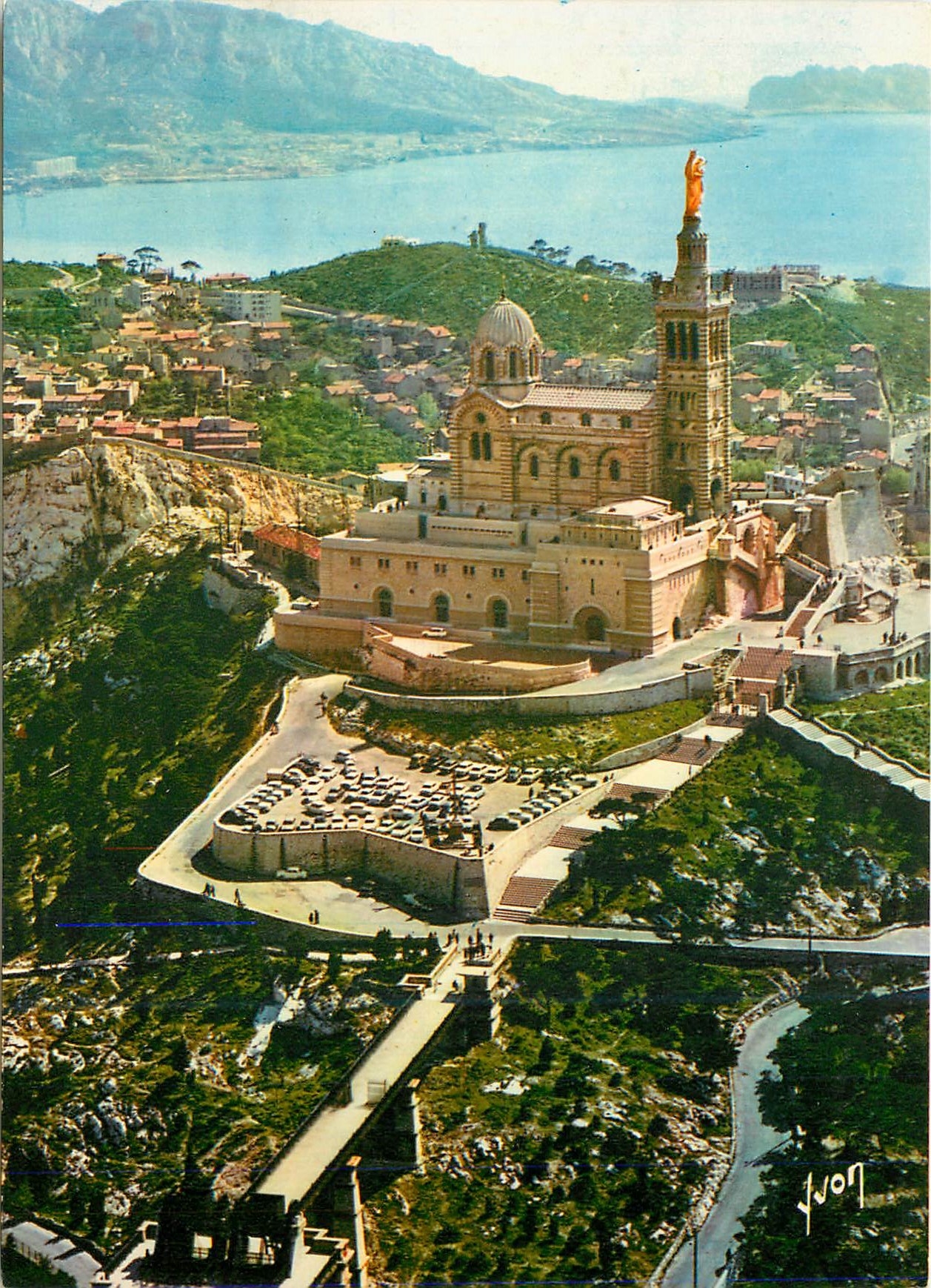 CPM Marseille Bouches du Rhone Basilique Notre Dame de la Garde 