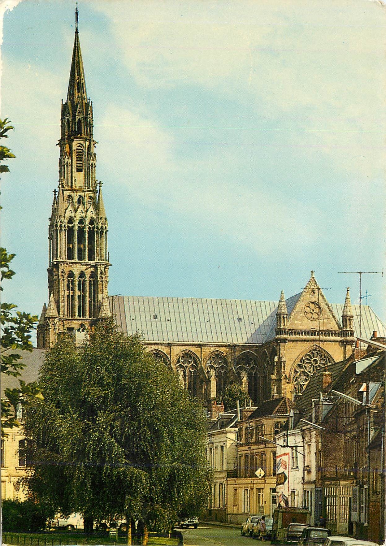 CPM Valenciennes (Nord) L'Eglise N D le Saint Cordon
