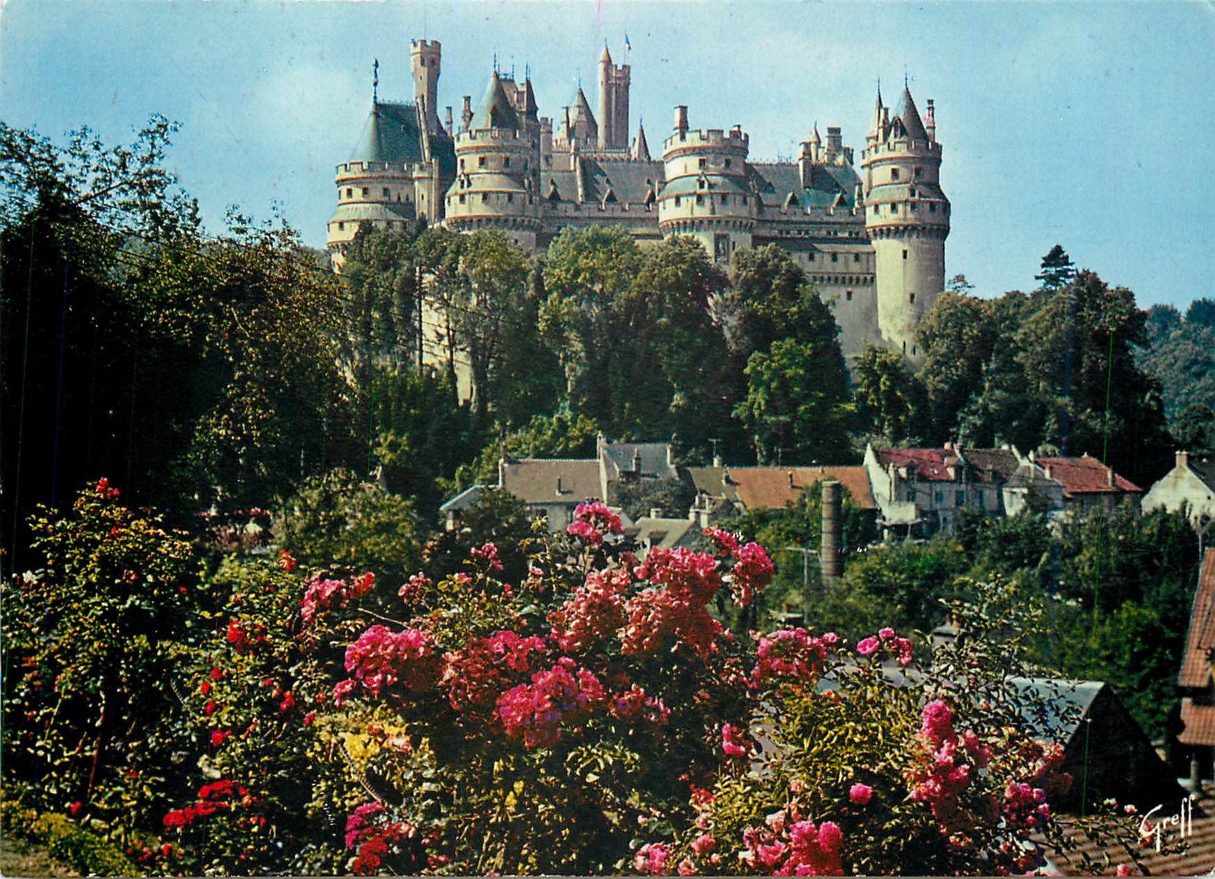 CPM Chateau de Pierrefonds Oise C'est en 1857 que Napoleon confie a Viollet le Duc 