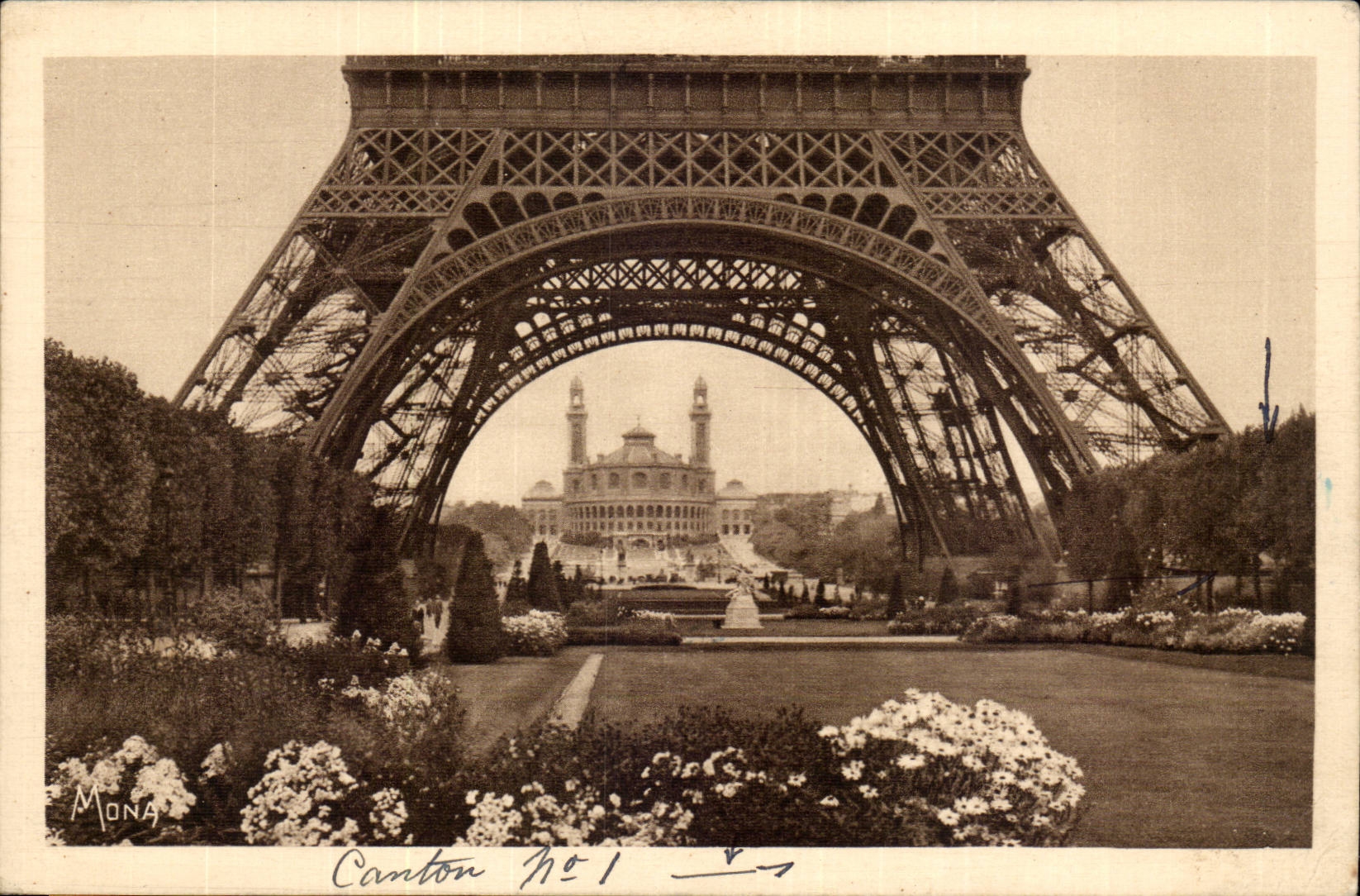 Paris CPA gardens of the Eiffel Tower
