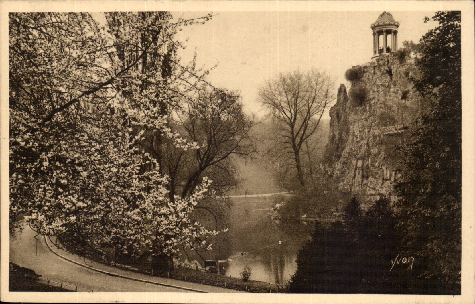Paris CPA the park of the Chaumont Hillocks