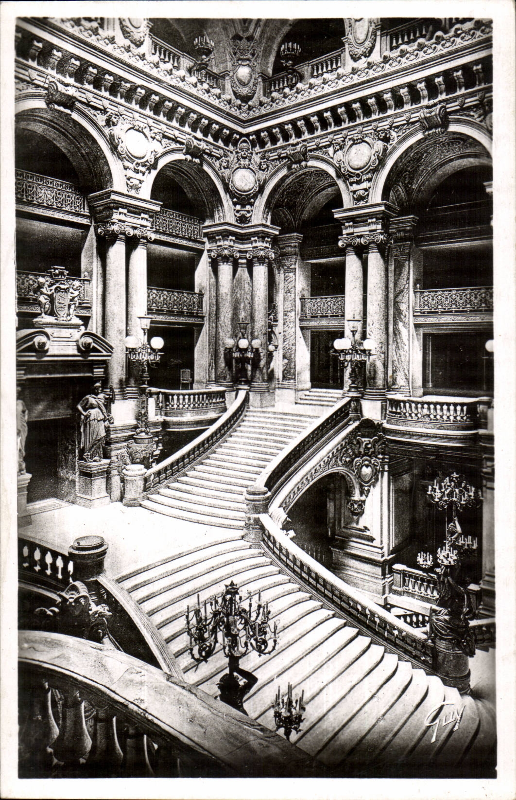 Paris CPA Large staircase of the opera