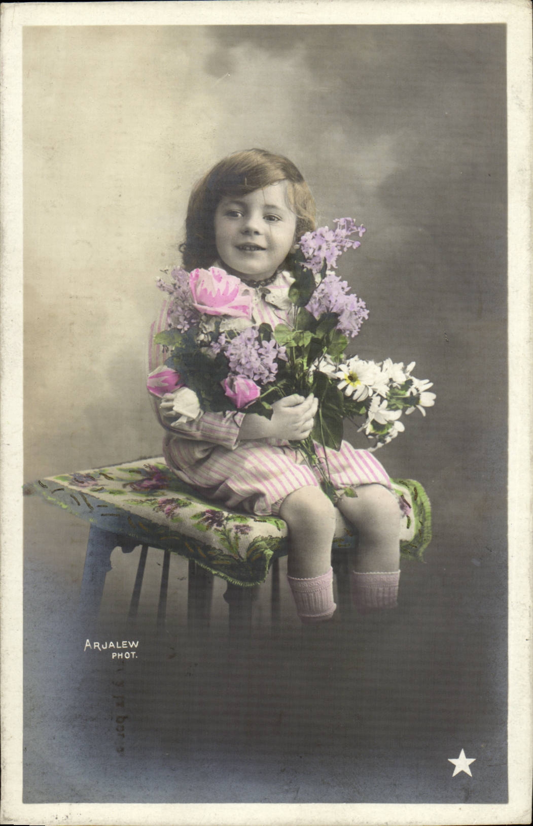 Fantasy - Child - girl - flower - Margot - Elects - Andre Chambon -- CPA