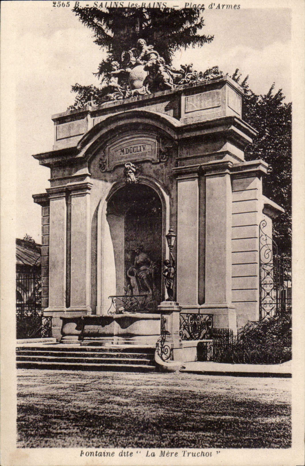 Salziger les Bains - Ort der Waffen - Brunnen die Truchot Mutter - CPA