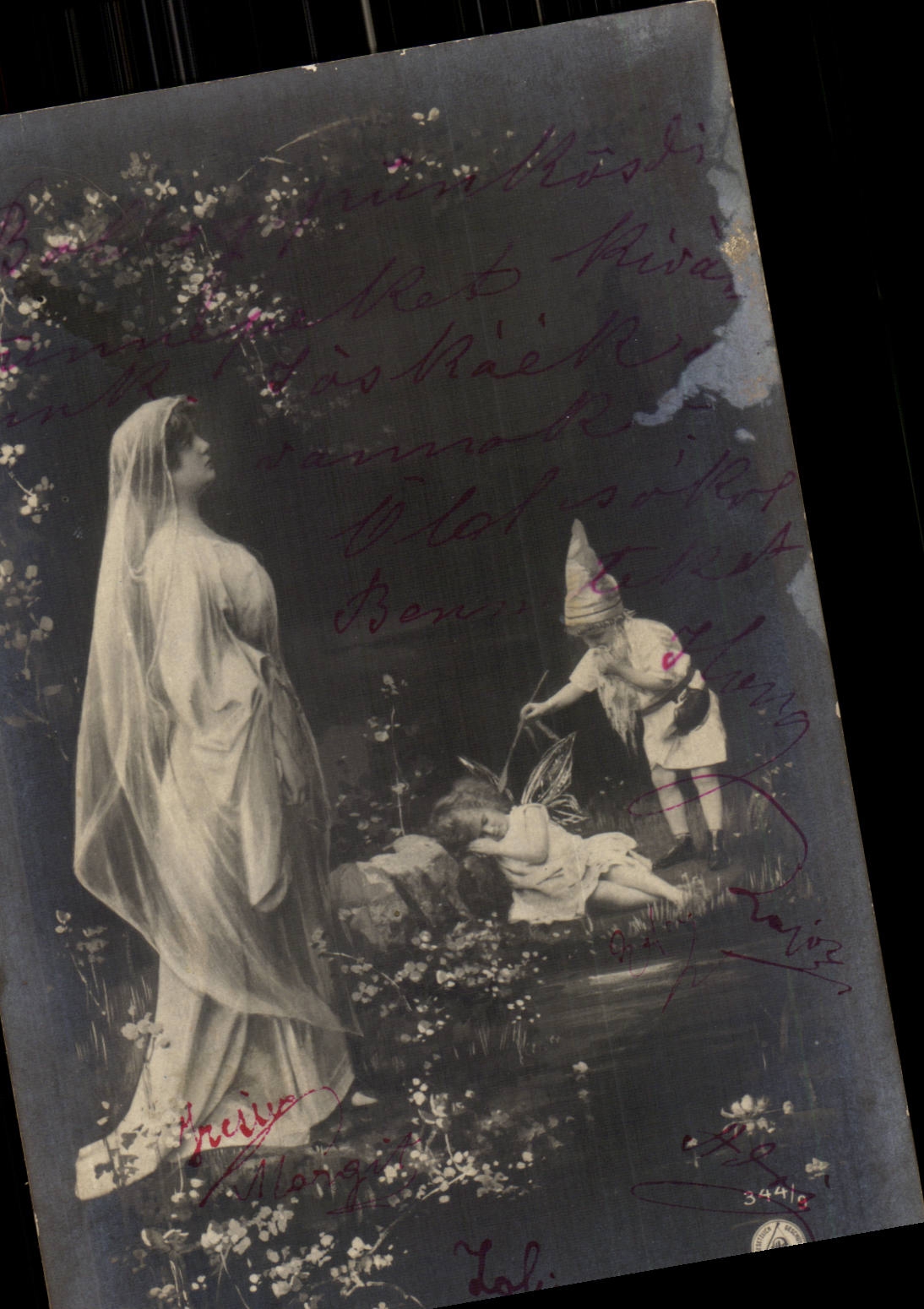 Fantasy - Woman - long Woman with veil and gnomist (Hungarian chart Hungary Hungary) - CPA