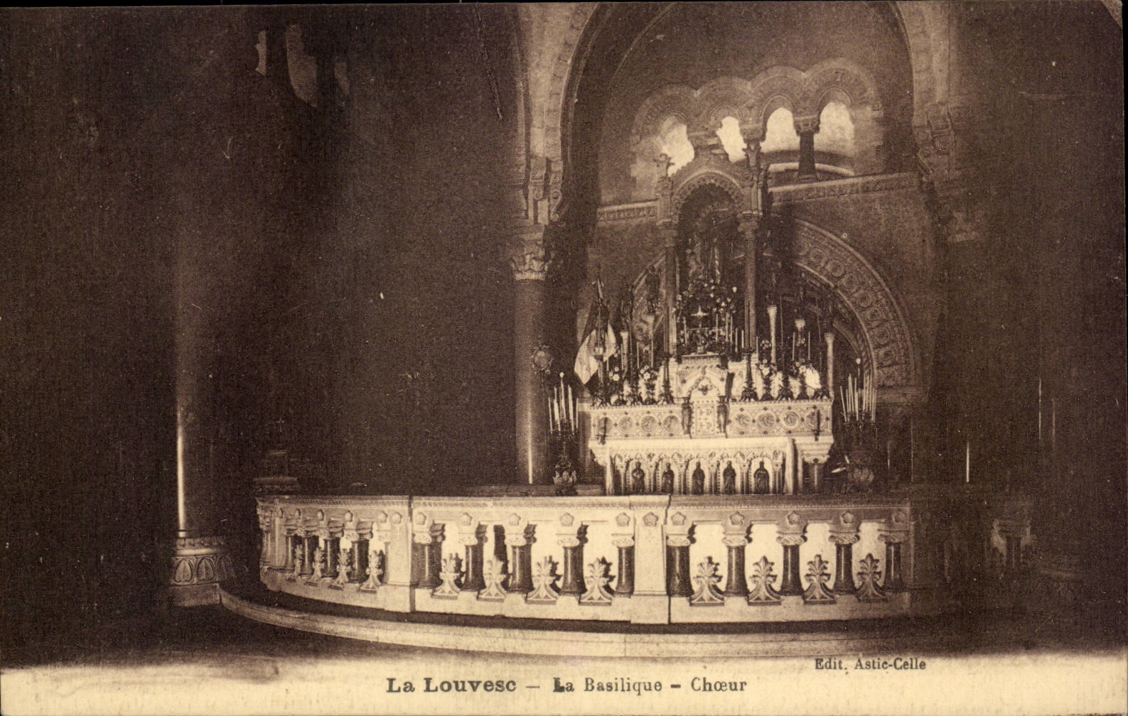 Louvesc CPA the basilica chorus
