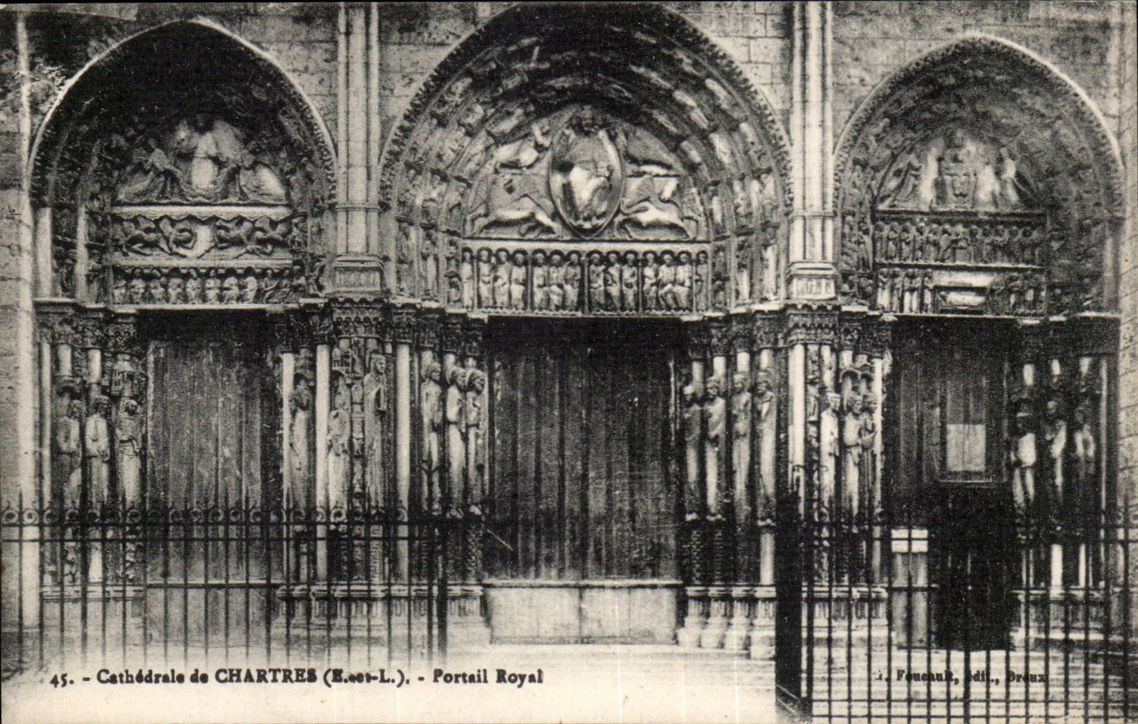CPA Cathedral of Chartres royal Gate