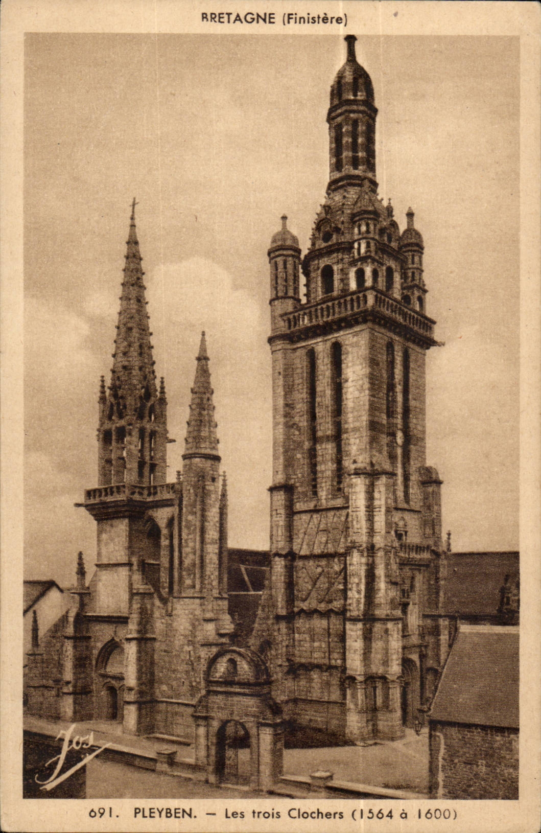 CPA Pleyben three bell-towers (1564 have 1600)