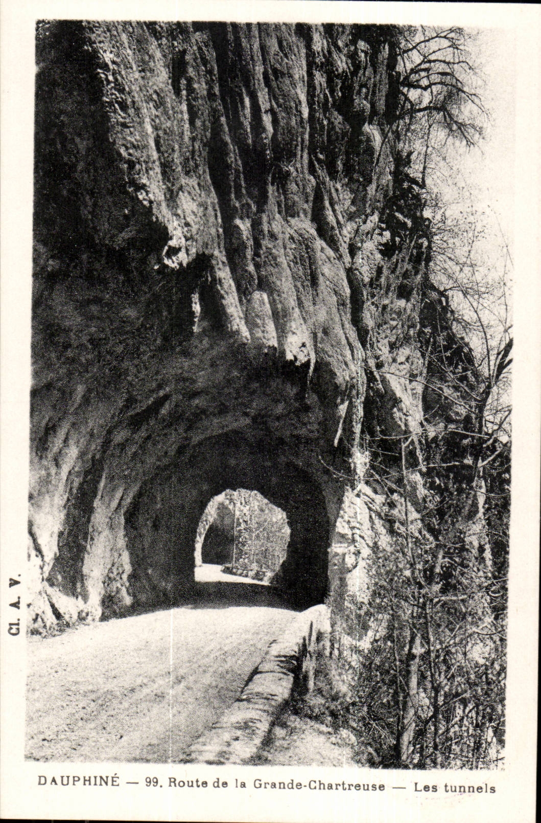 Dauphine CPA Road of large chartreuse the tunnels