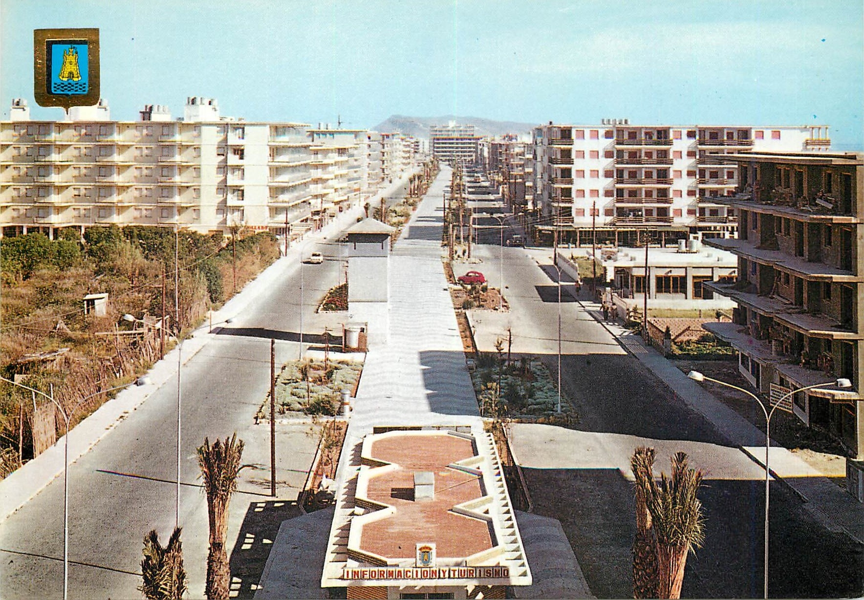 CPM Tabernes de Valldigna Valencia Plage Vue panoramique de l Avenue