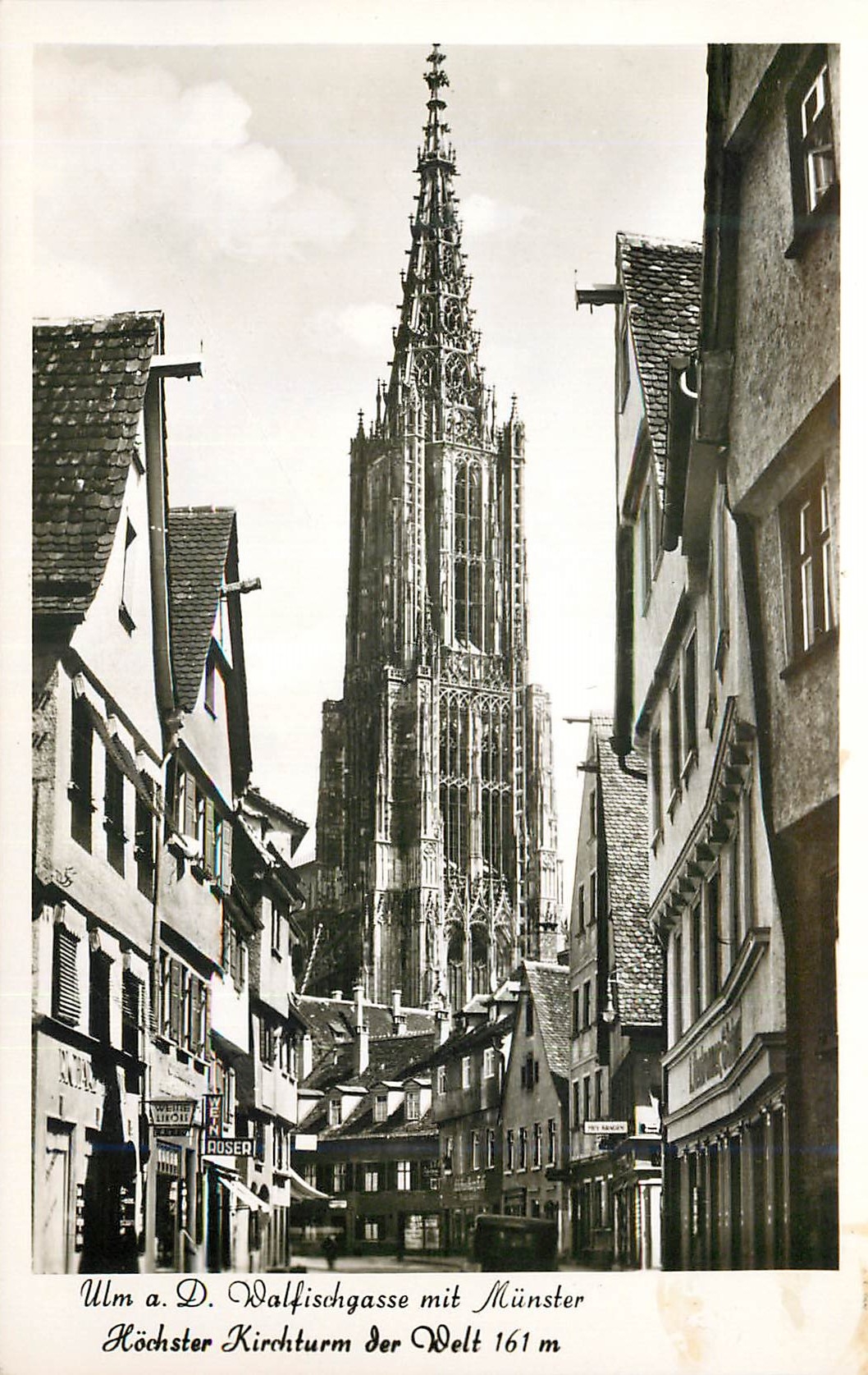 CPM Ulm a D Walfischgasse mit Munster Kochster Kirchturm der Welt