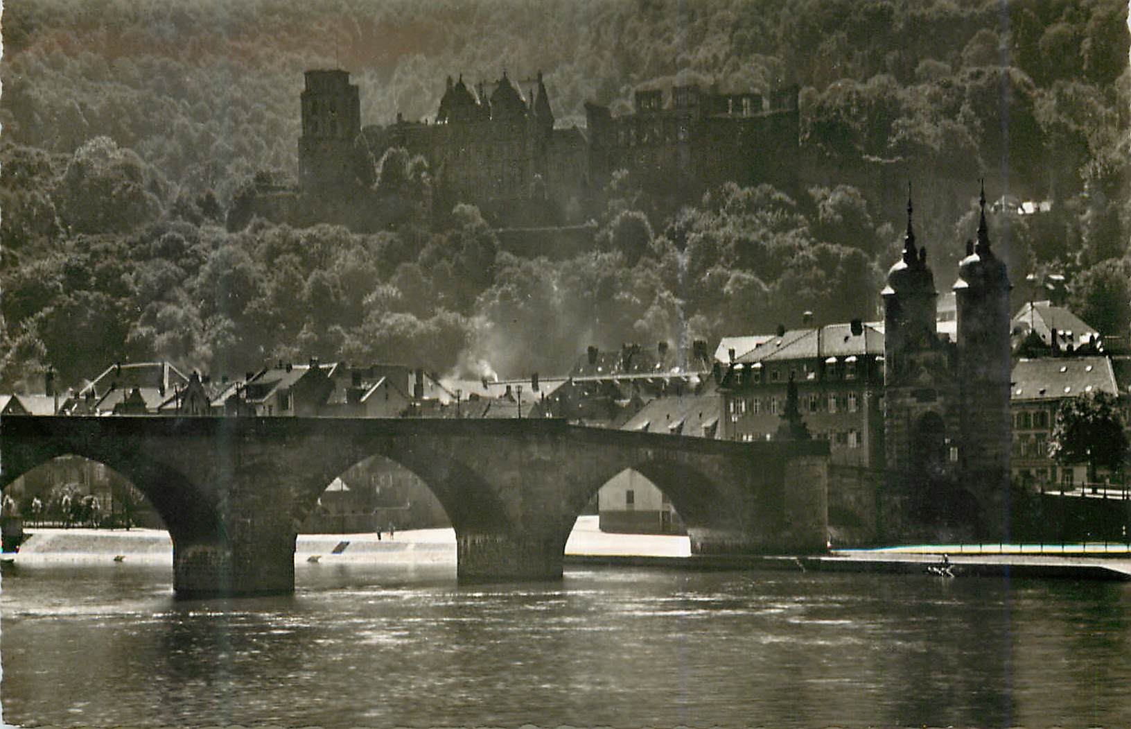 CPM Heidelberg Morgensonne uber Brucke u Schloss