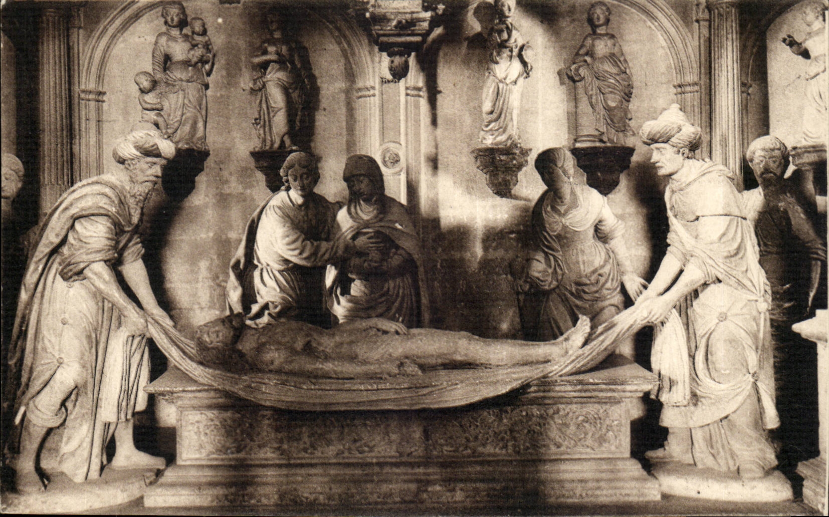 Bourges CPA Crypt of the cathedral Put at the tomb