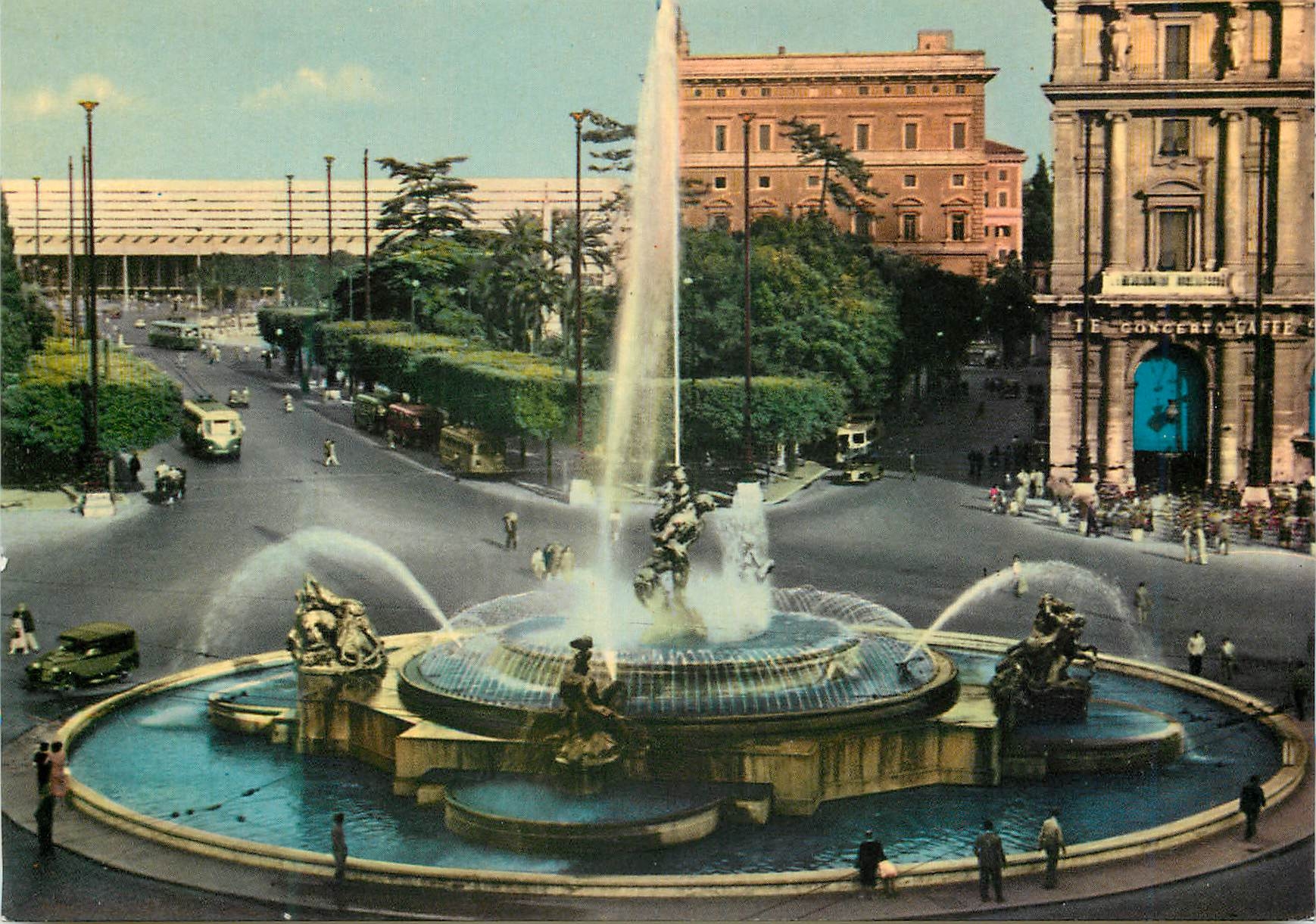 CPM Roma place esedra