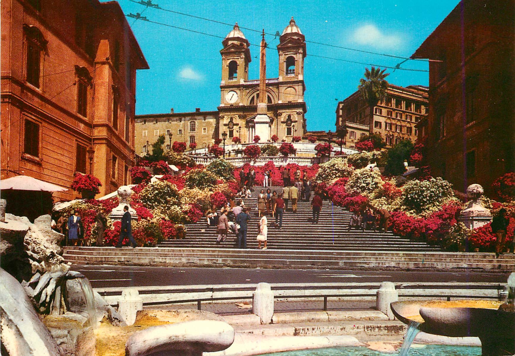 CPM Roma place d'espagne eglise de la trinite des montagnes
