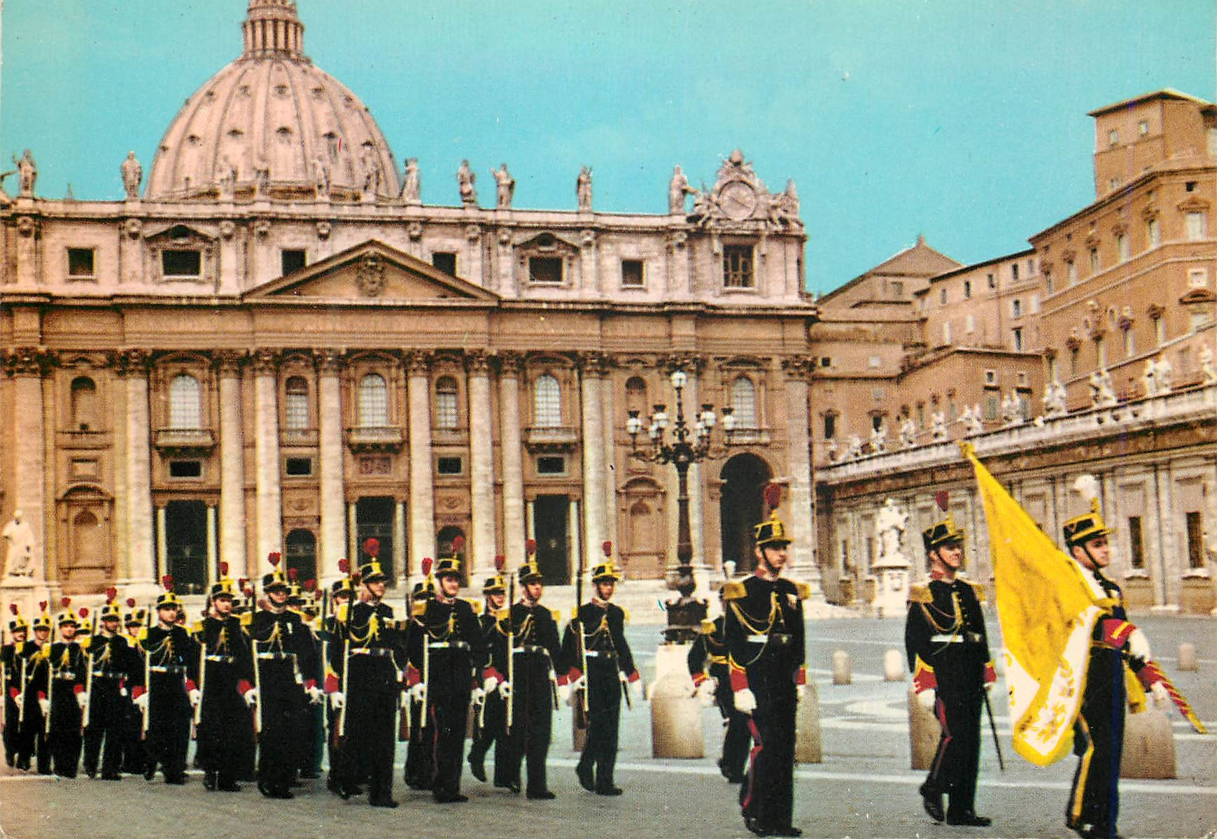 CPM Roma st pierre garde d'honner palatine Militaria