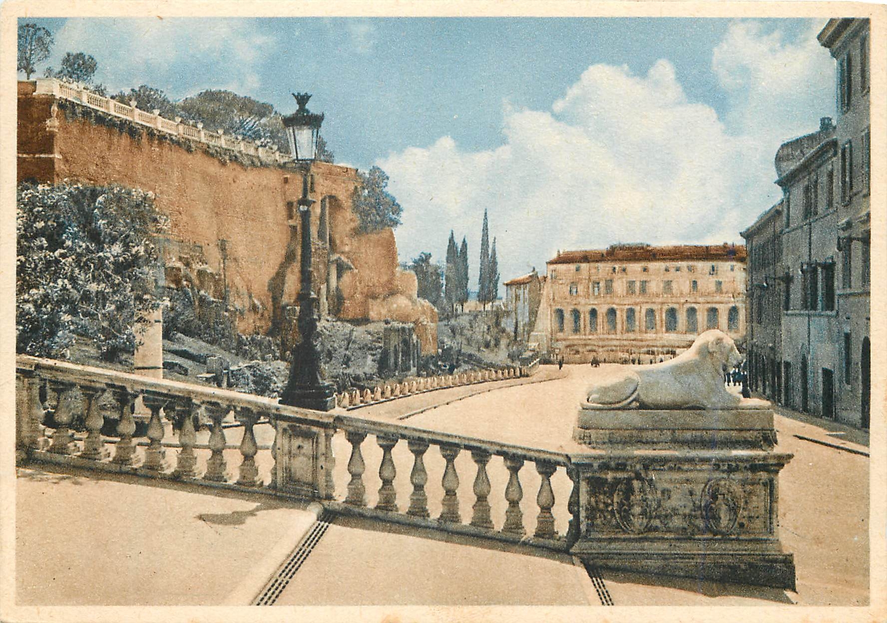 CPM Roma rue de la mer roche tarpelenne