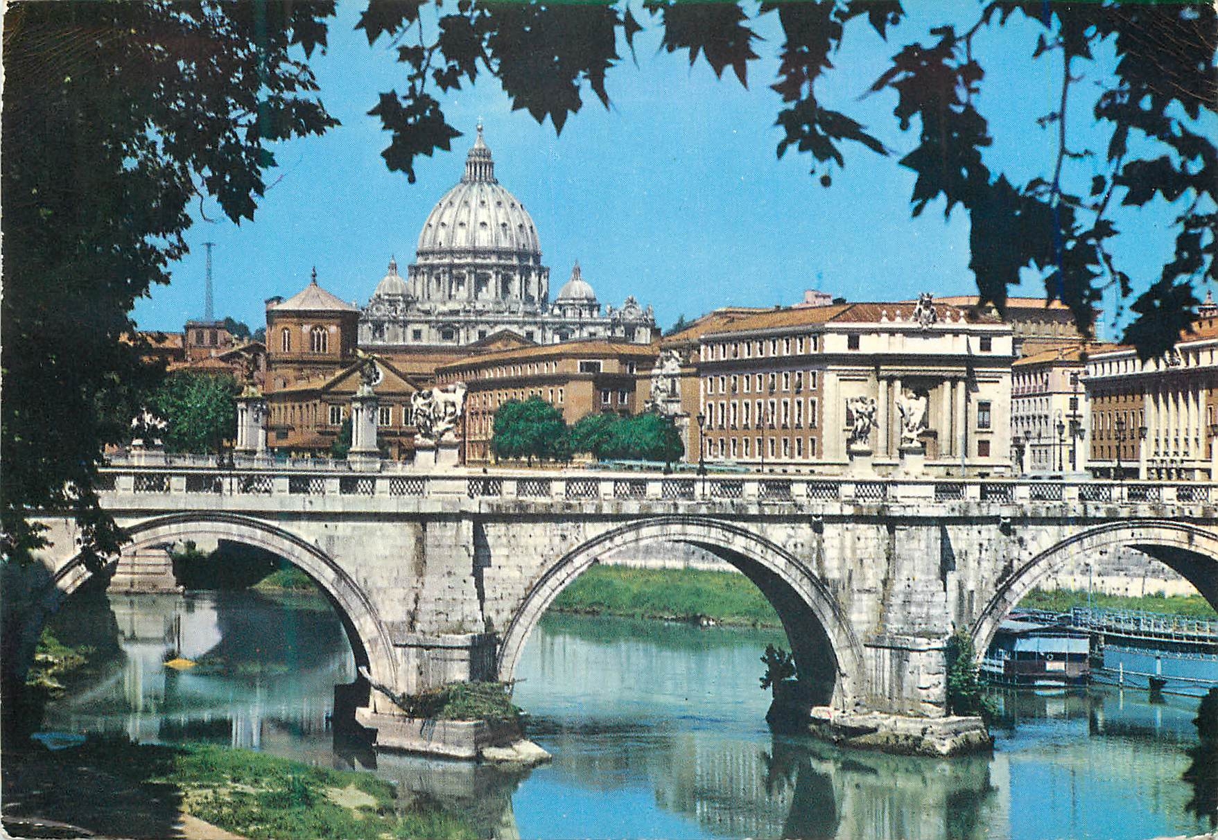 CPM Roma Pont S Ange et Cupole de la Basilique de S Pierre