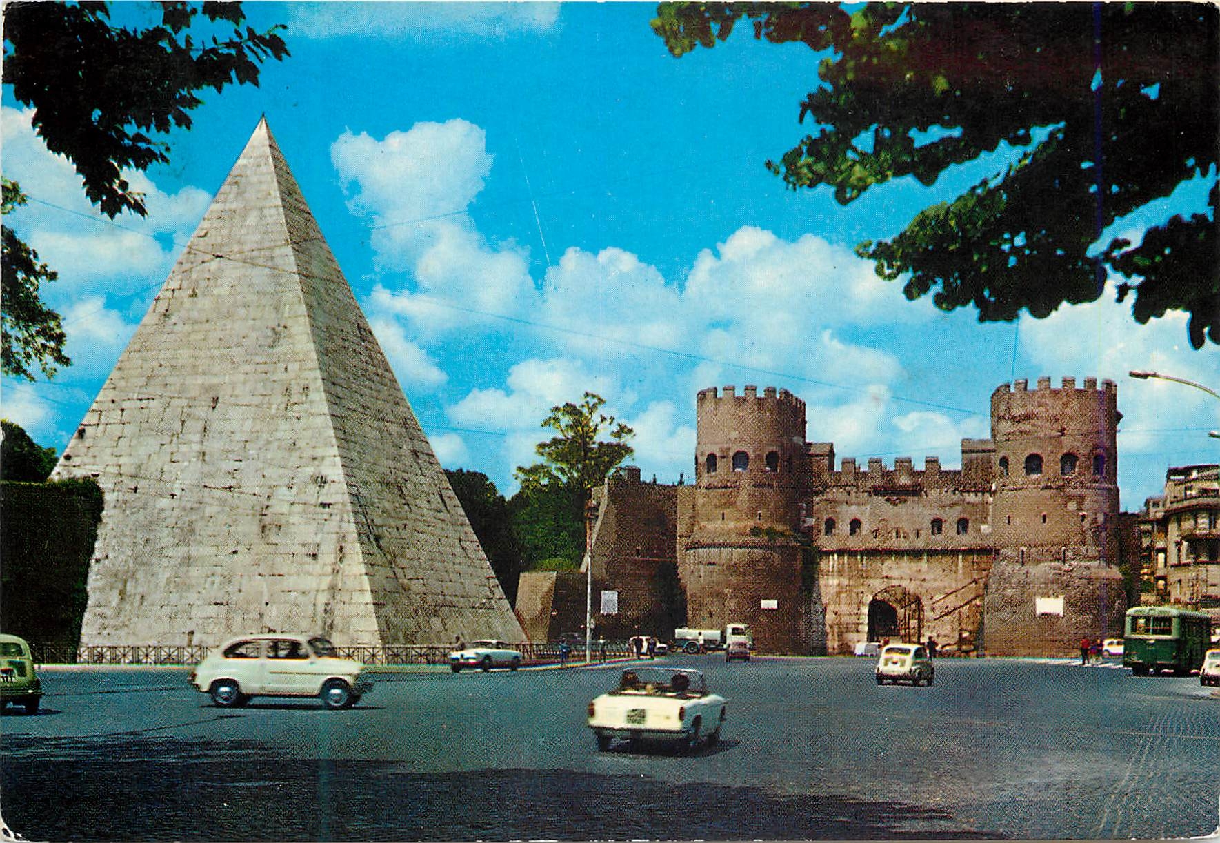 CPM Roma Pyramide de Caio