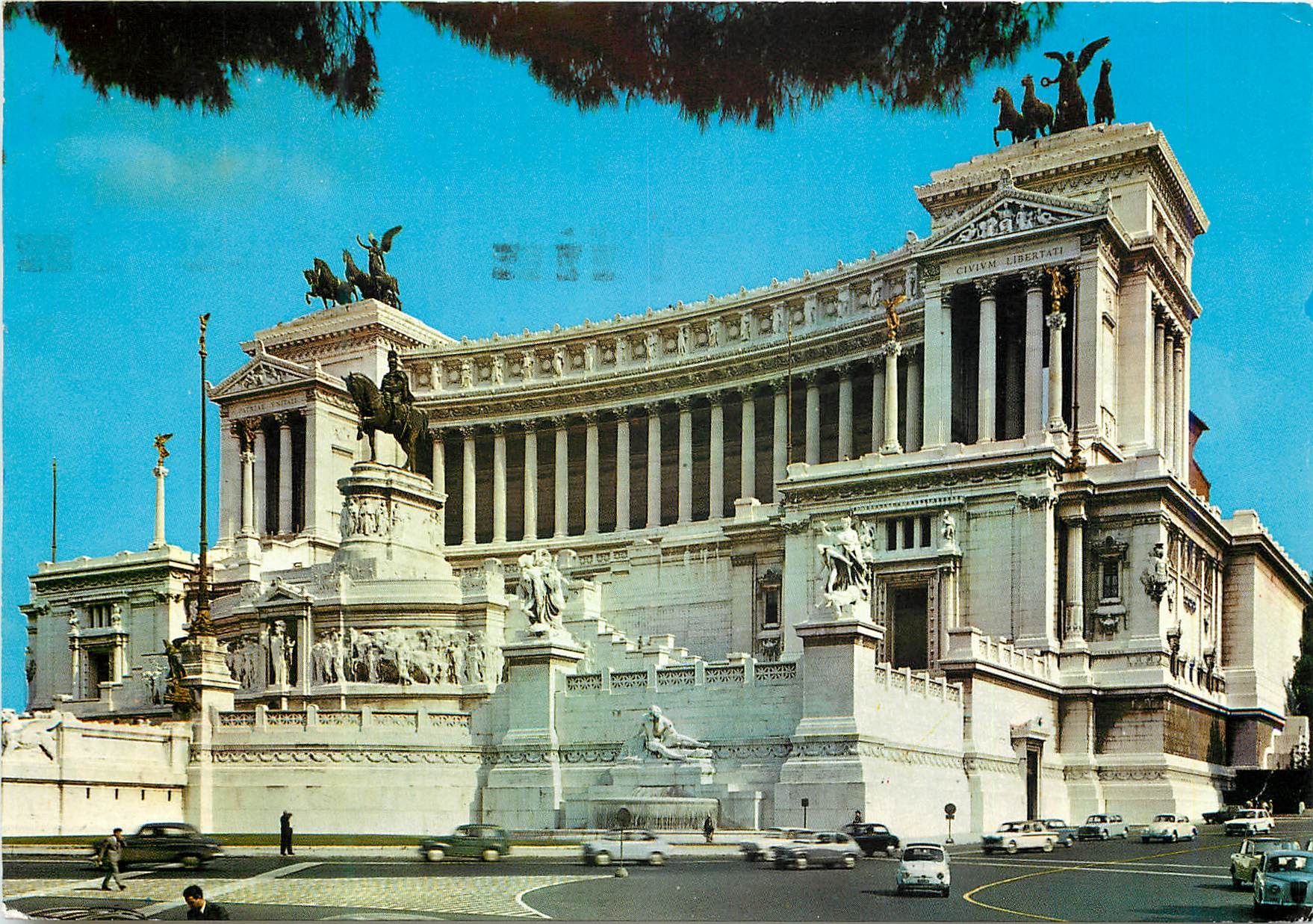 CPM Roma Monument a Vittorio Emanuelle II
