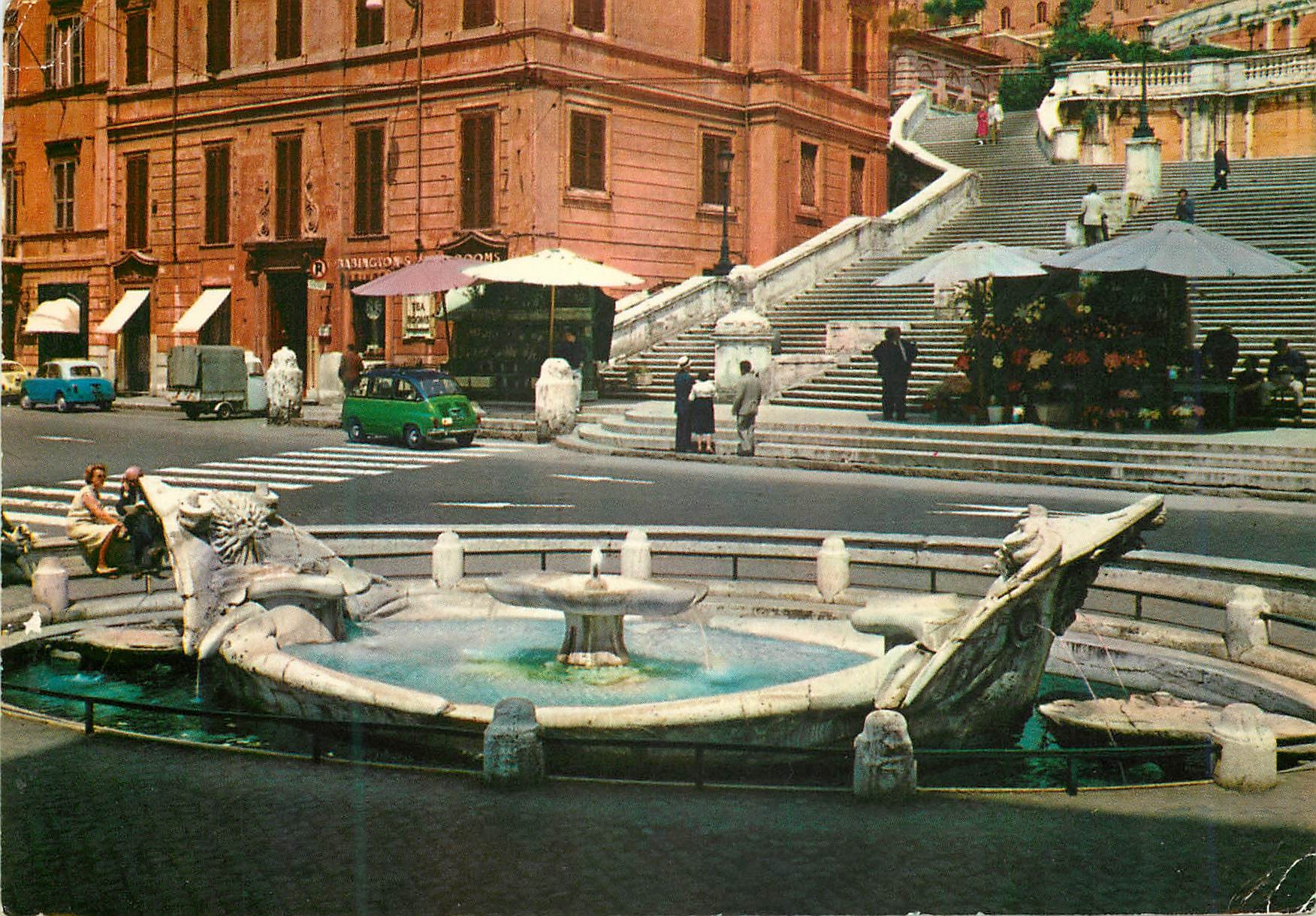 CPM Roma Fontaine du Vieux Bateau (Pietro Bernini XVII siecle)