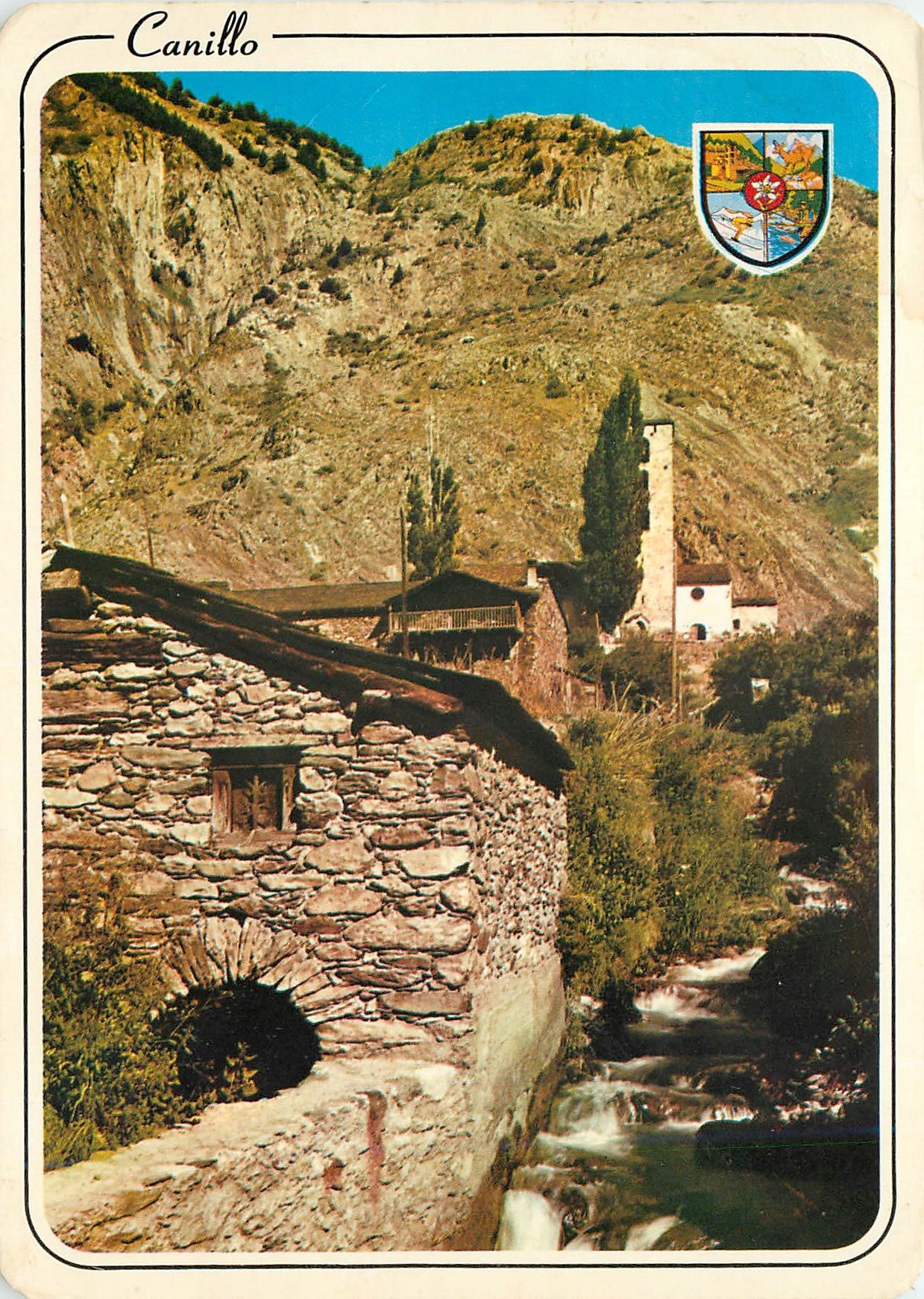 CPM Andorra Valls d'Andorra Canillo Echappee sur le vieux moulin avec au fond l'eglise