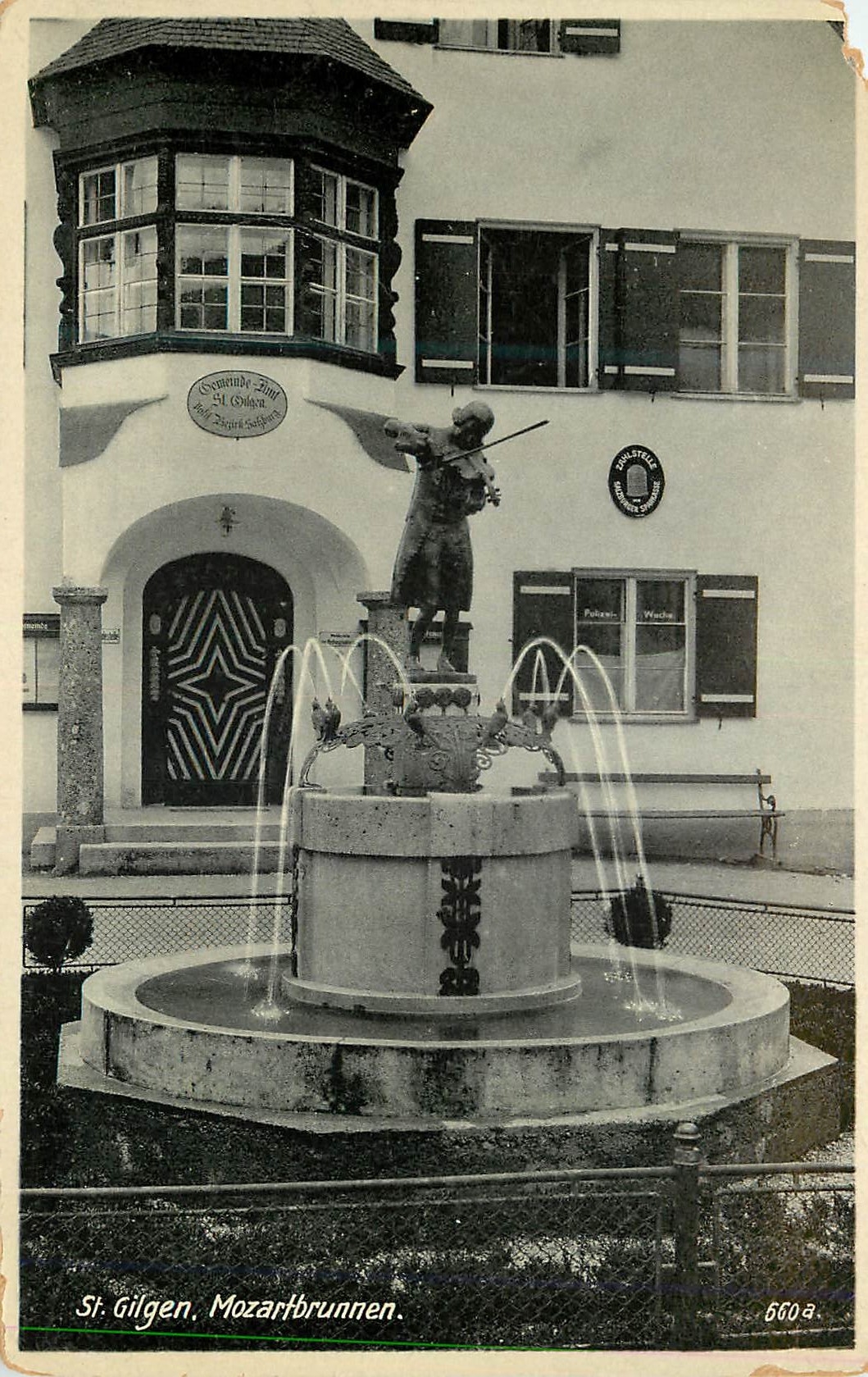 CPA St Gilgen Mozartbrunnen
