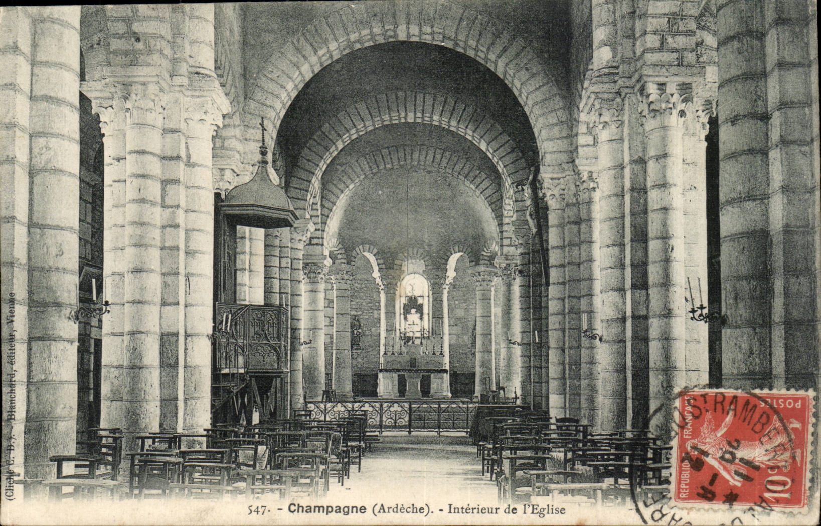 Interior champagne CPA of the church