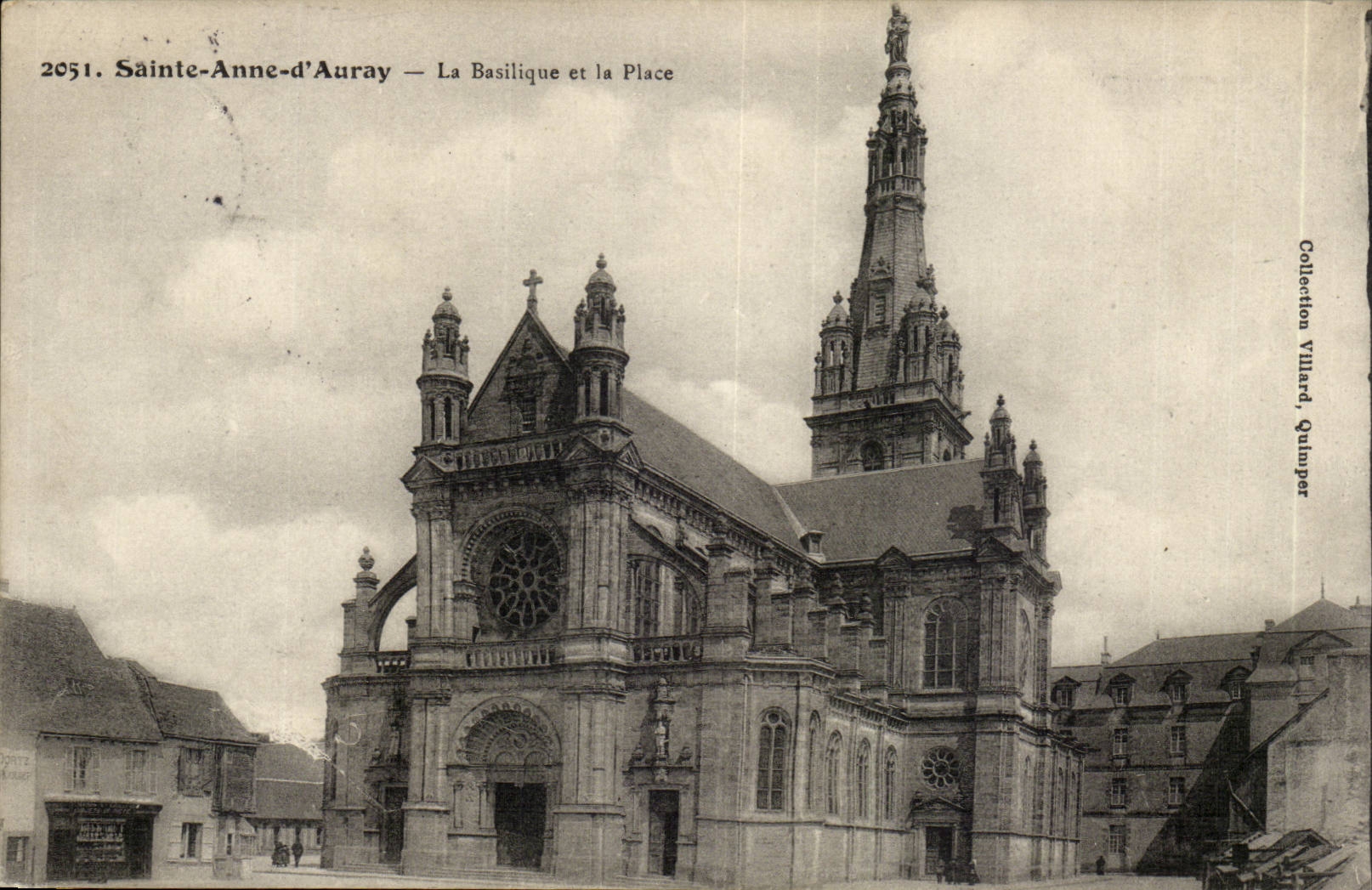 Sainte Anne d' Auray CPA the basilica and the place