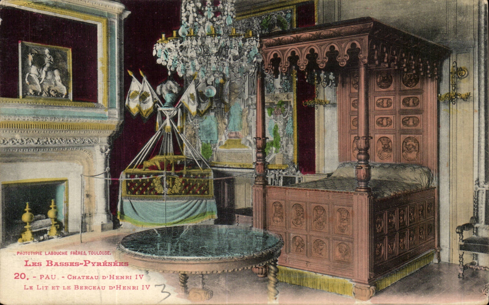 Pau CPA Castle of Henti IV bed and the cradle