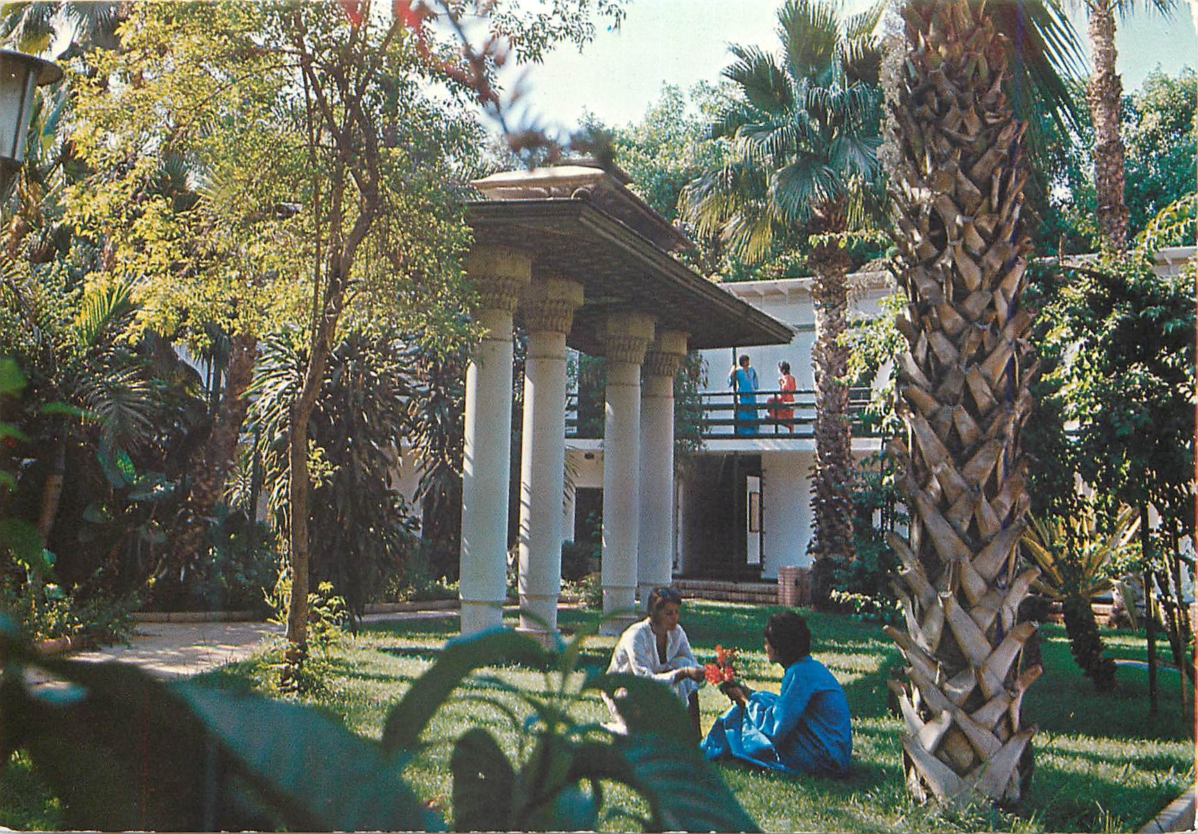 CPM Connaissance du Monde Palais Manial Le Caire
