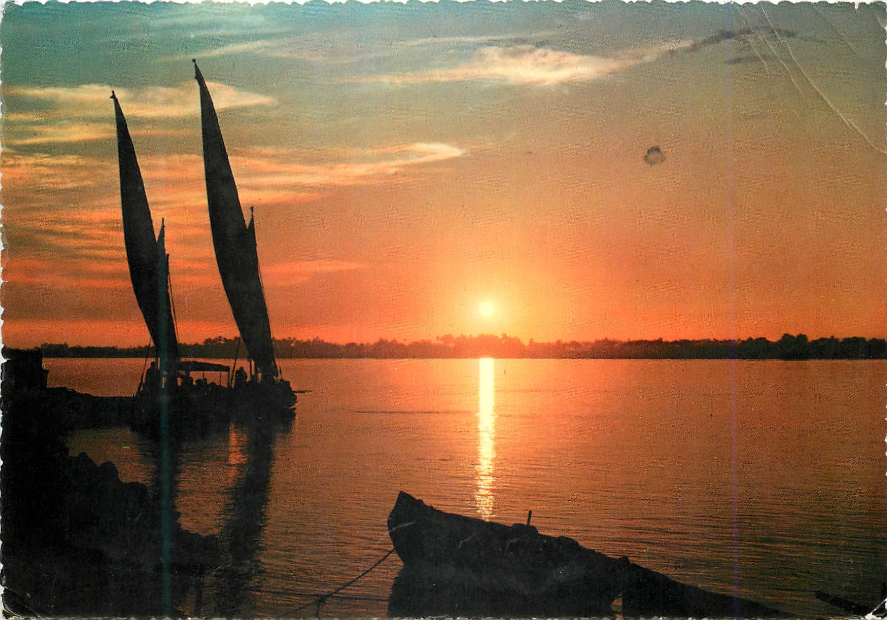 CPM Le Cairo Coucher de Soleil sur le Nil