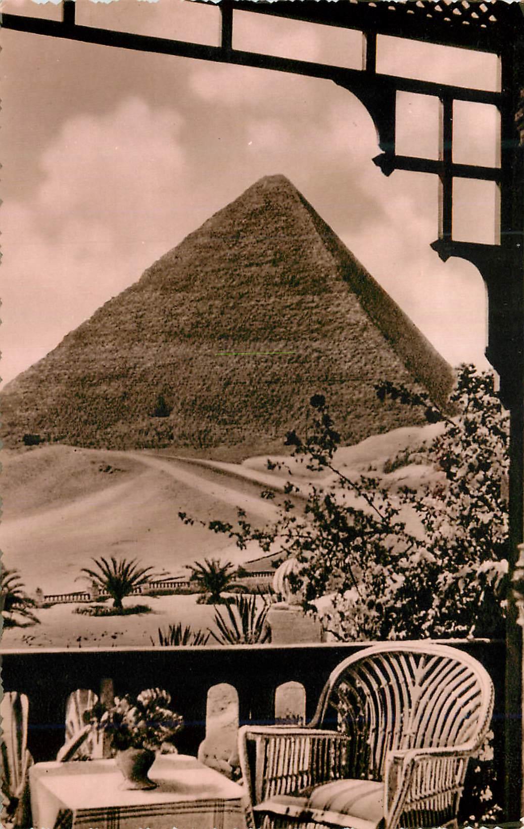 CPM Cheops Pyramid and Mena House Hotel