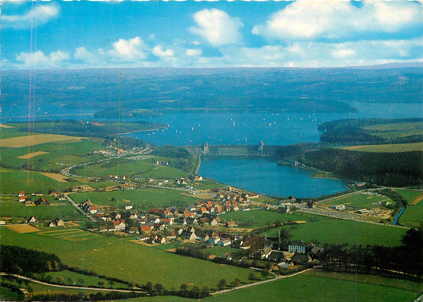 CPM Le Lac de la Mohne le grand reservoir dans le district de Soest en Westphalie Allemagne
