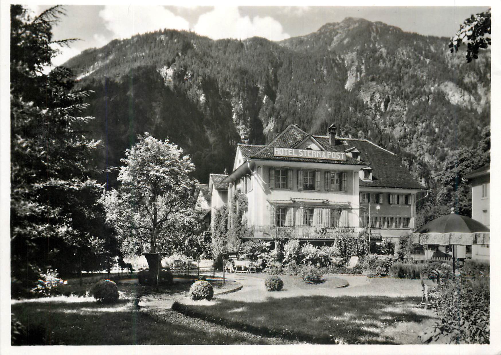 CPM Hotel stern und post amsteg bes famille tresch