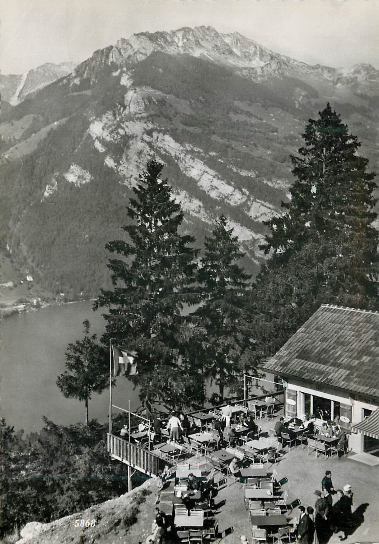 CPM Cafe Kerenzer Berghus 740 m u M bei filzbach kt glarus (Suisse)