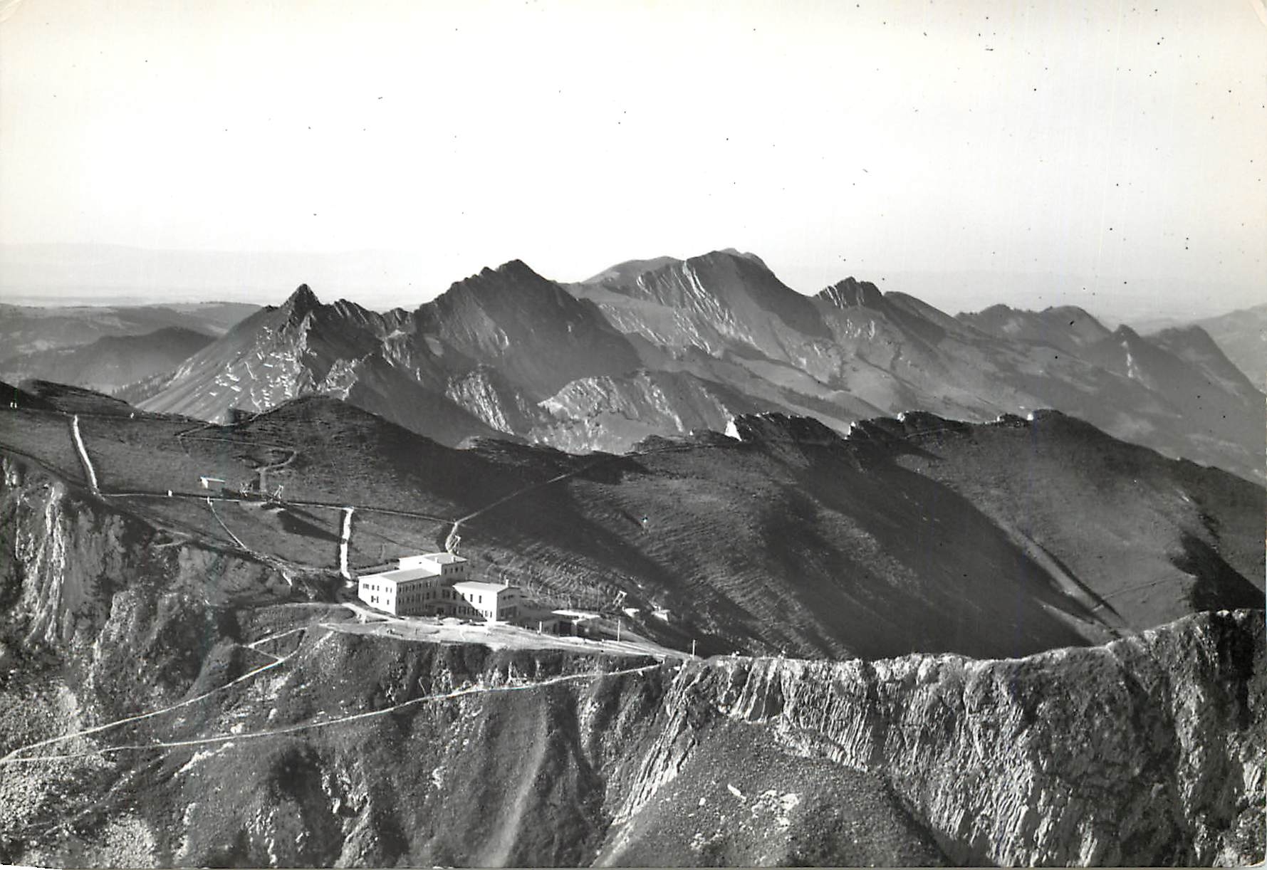 CPM Vue aerienne Grand Hotel des rochers de Naye alt 2045 m