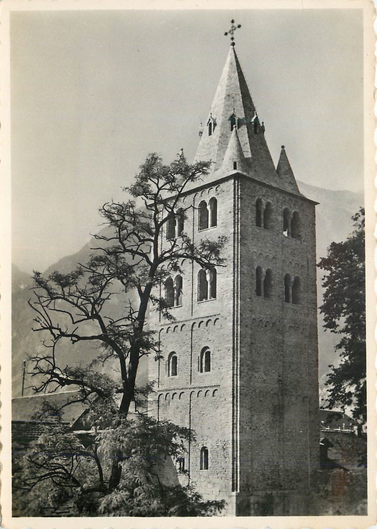 CPM Abbaye de St Maurice la tour renovee