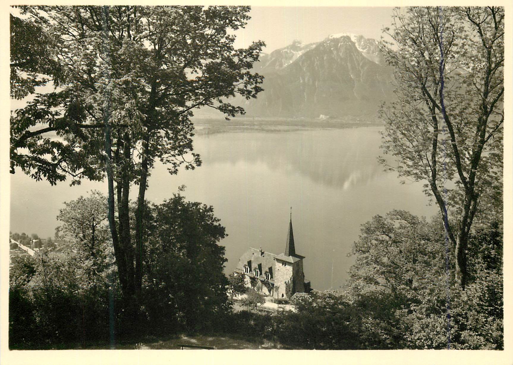 CPM Montreux Eglise de Glion Lac Leman et le Grammont